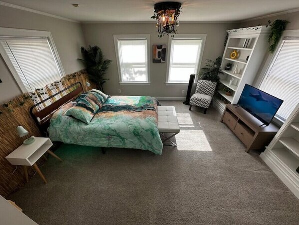 3 bedrooms, travel crib, free WiFi