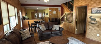 Creekside Cabin West Located next to where the Calamus River enters the lake.
