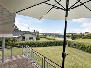 Property grounds - "Hjalmar" - 400m from the sea by Interhome (Millinge)