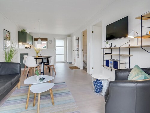 "Sipi" - 100m from the sea by Interhome