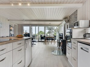 Fridge, microwave, oven, dishwasher - "Loi" - 200m from the sea by Interhome (Faaborg)