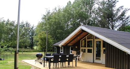 "Hildegarda" - 1km from the sea by Interhome