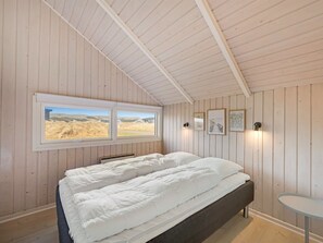3 bedrooms, WiFi