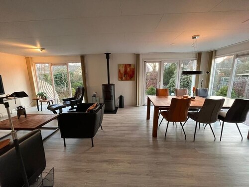 5 Minuten van het Strand! Luxe Vakantie Chalet - S45