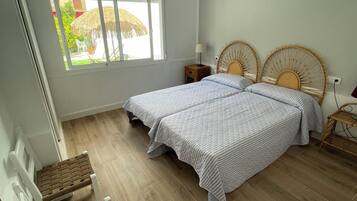 2 slaapkamers, een strijkplank/strijkijzer, wifi, beddengoed