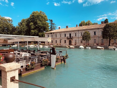 Traumhaft schönes Ambiente auf 93qm in Peschiera, 5 Min=See 7Min=Zentrum, Balkon