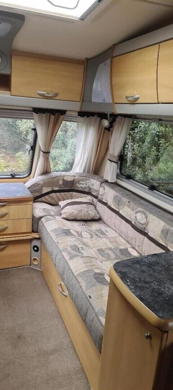 Image of caravan 6 berth