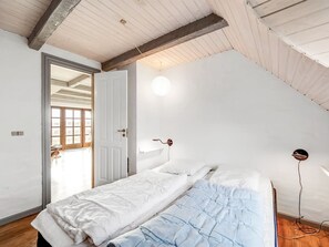 3 bedrooms, WiFi