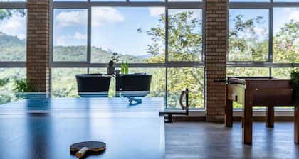 Chácara com Piscina a 40 min de SP