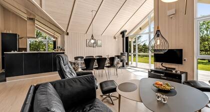 "Elina" - 600m from the sea by Interhome