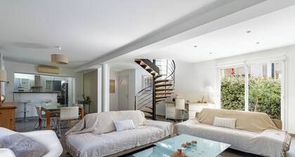 Maison lumineuse avec jardin proche de la mer