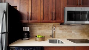 Private kitchen - True ski in/ski out, 2 bedroom - Mountainside, Sheraton Steamboat Resort Villas (Steamboat Springs)