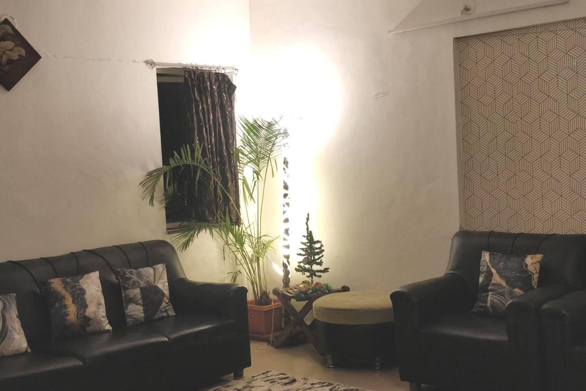 Apartment, Multiple Beds | Living area