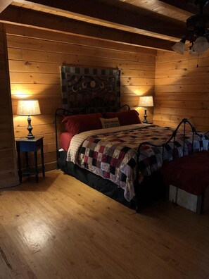 1 bedroom, bed sheets