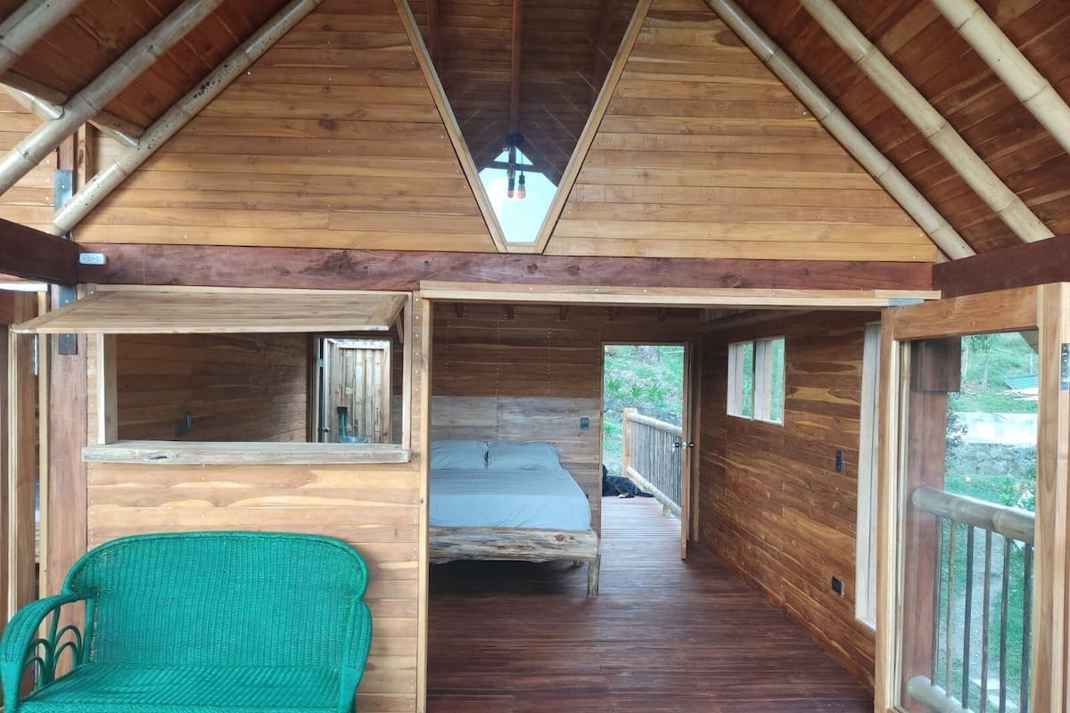 Tweepersoonskamer | Terrein van de accommodatie