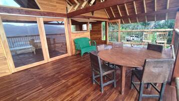 Double Room | Outdoor dining