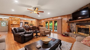 Smart TV, chimenea