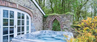 The Stables - 2 Bedroom Cottage - Princes Gate