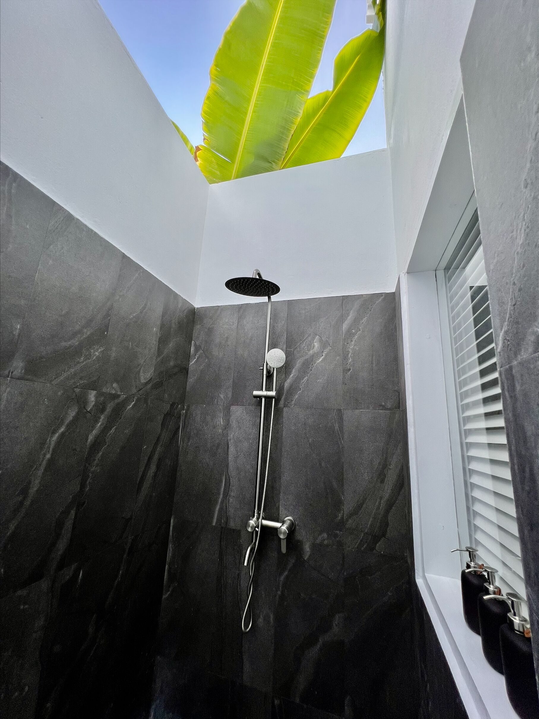 Villa Deluxe, 1 camera da letto, vista giardino | Bagno | Doccia, soffione a pioggia, set di cortesia firmato, asciugacapelli