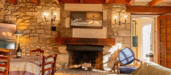 Les Glycines – Charming cottage with views of Carnac megaliths, near beaches