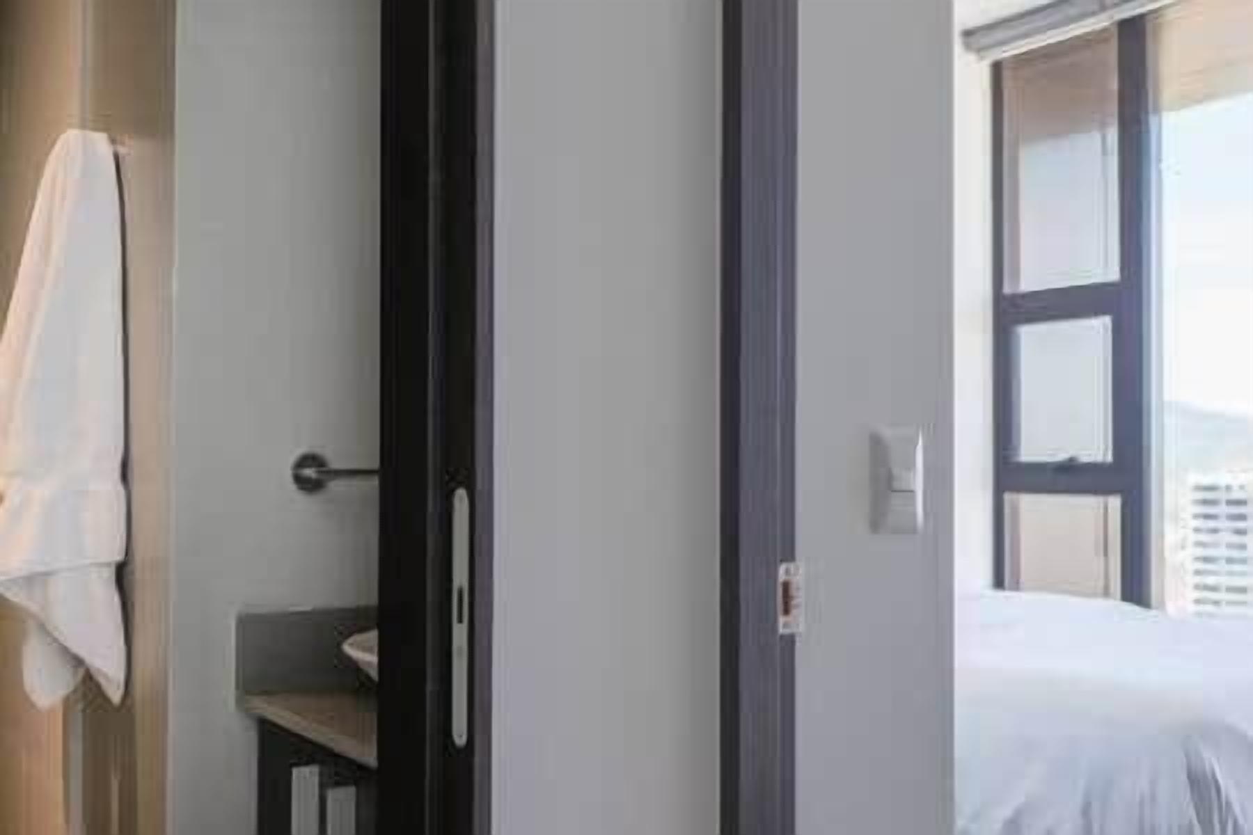 1 bedroom, iron/ironing board, WiFi