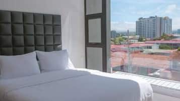 1 bedroom, iron/ironing board, WiFi