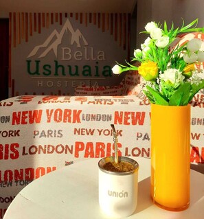 Interior entrance - Hostería Bella Ushuaia (Ushuaia)
