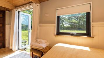 1 quarto, roupa de cama