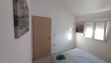 Departamento | 2 habitaciones, tabla de planchar con plancha y wifi gratis