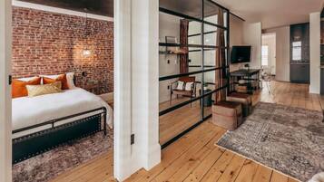 2 dormitorios, escritorio, wifi gratis y ropa de cama