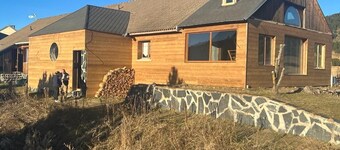 Appartement Dans Gîte AU Pied DES Pistes DE SKI DE LA Quillane