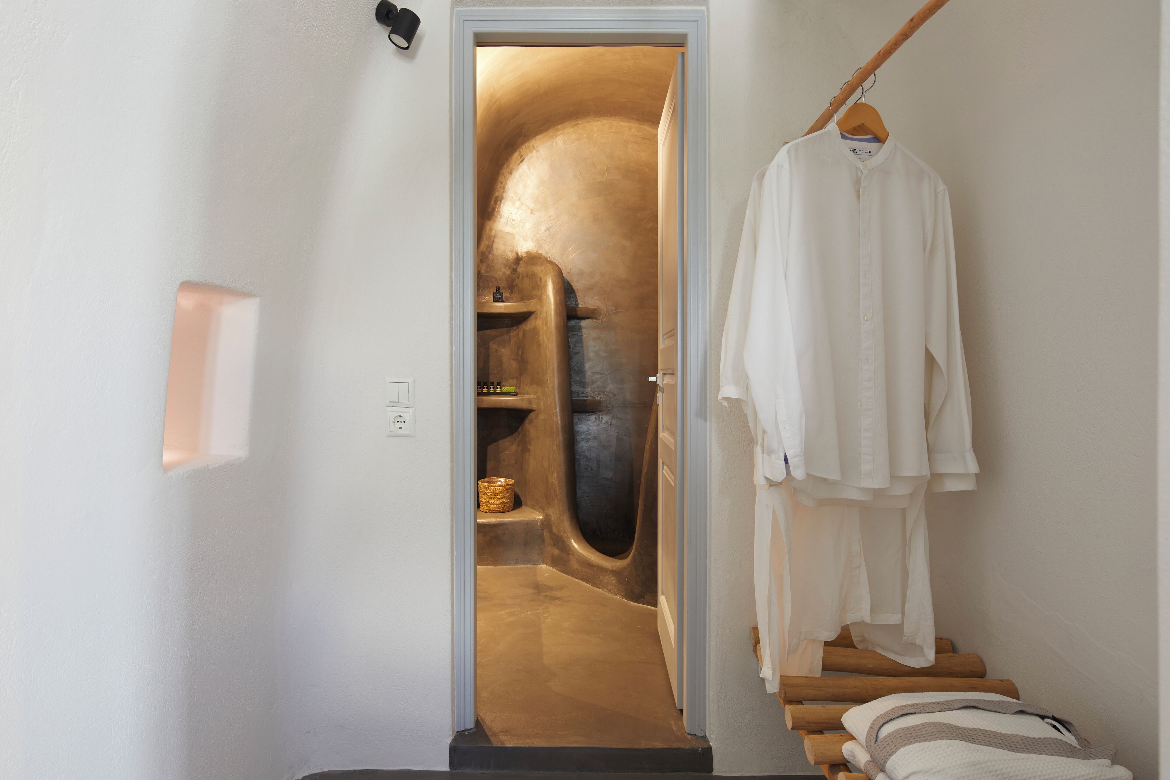 Photo - Arxegono Cave Houses Santorini