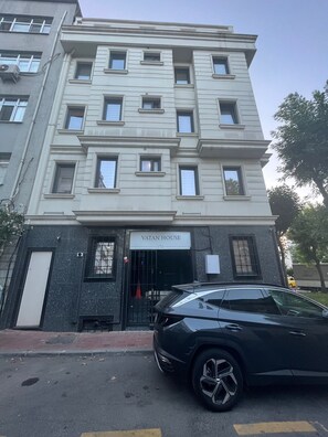 Exterior - Vatan House Hotel (Istanbul)