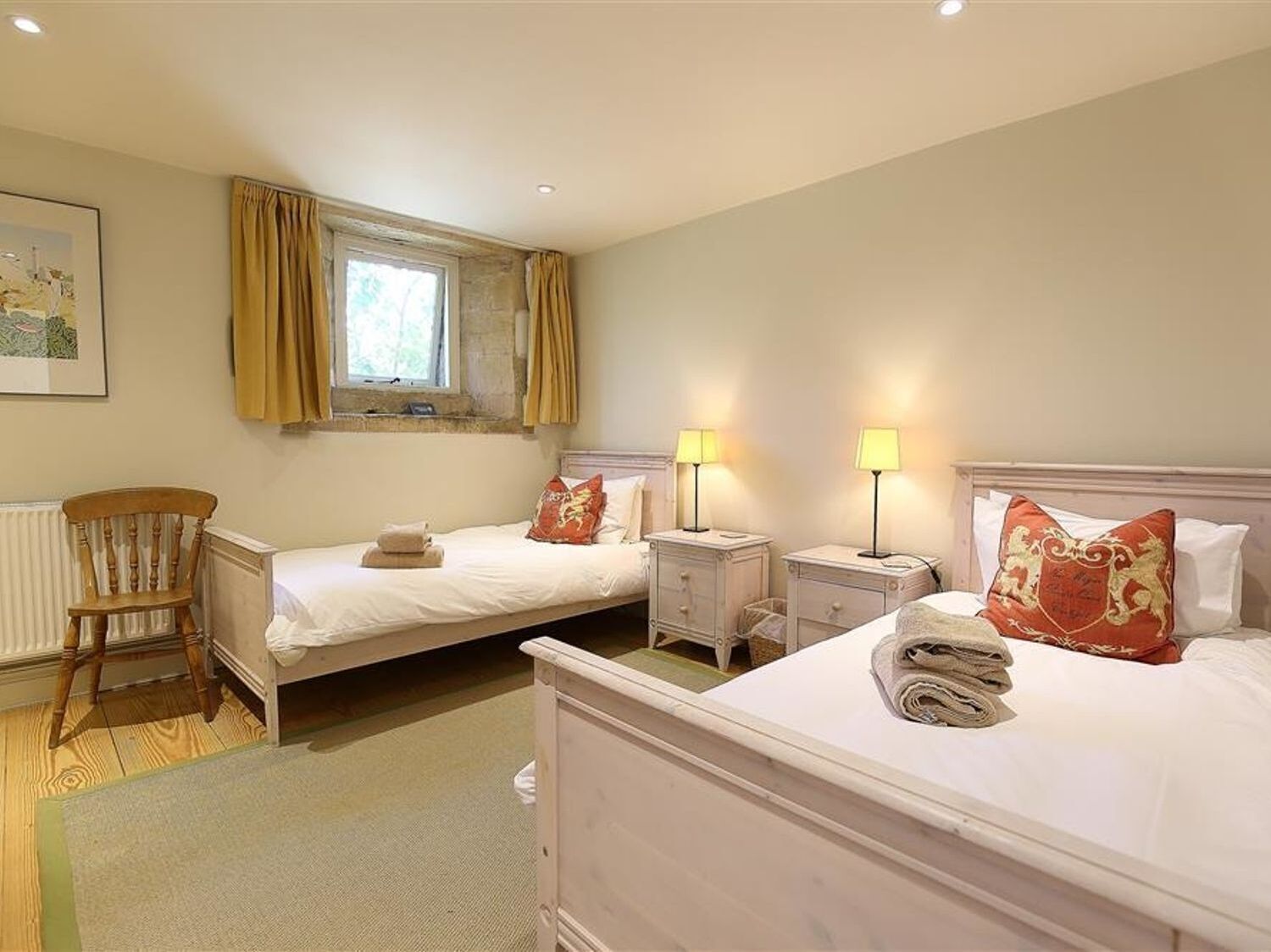 2 bedrooms, WiFi (free), individually decorated, individually furnished
