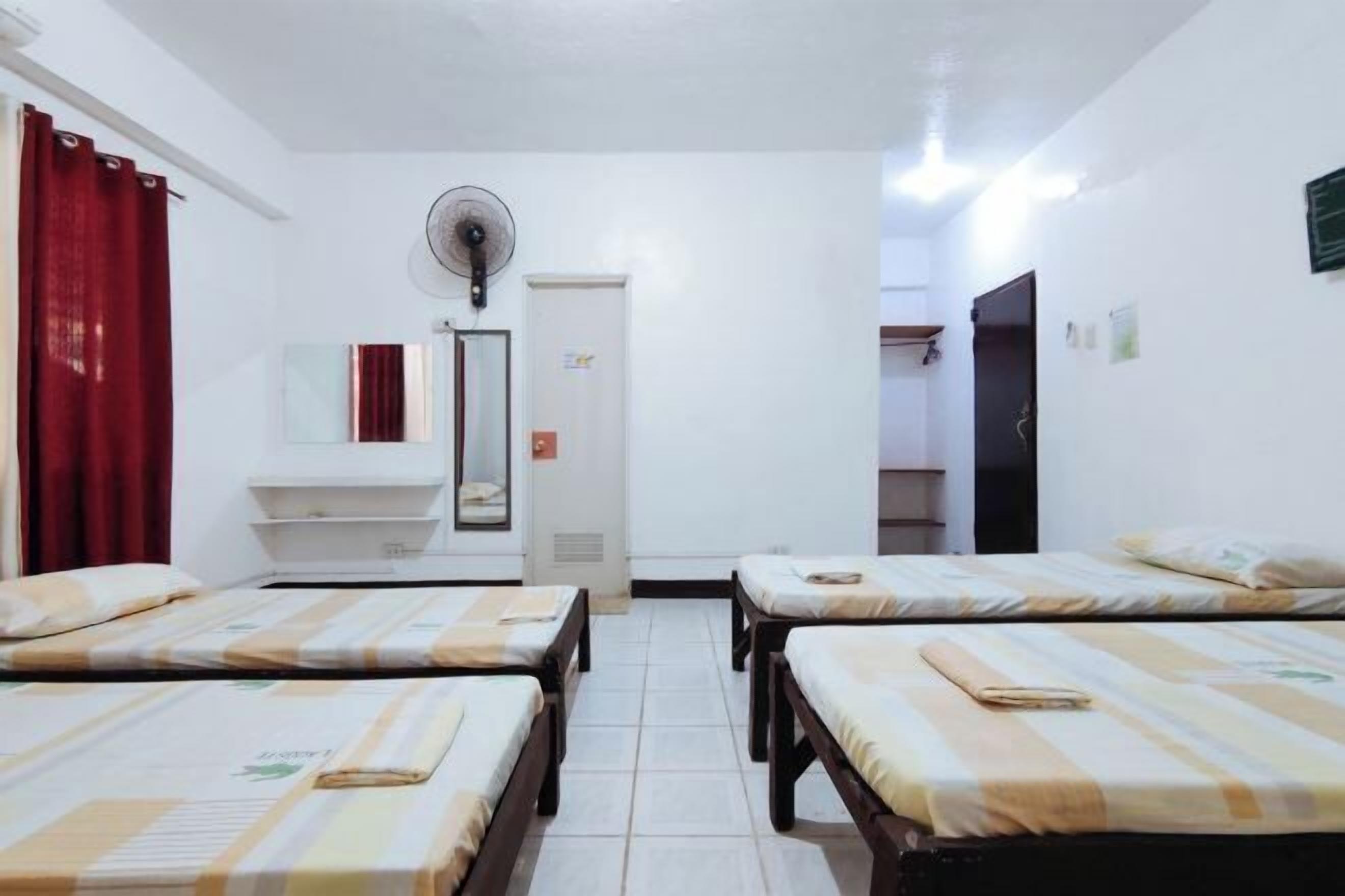 Free WiFi, bed sheets