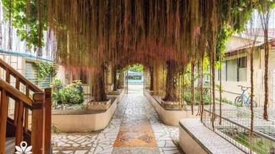 อิโลอิโล ปาราว บีช รีสอร์ท