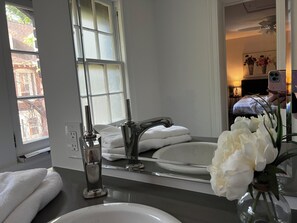 Hårtørrer, håndklæder, Sæbe, Shampoo