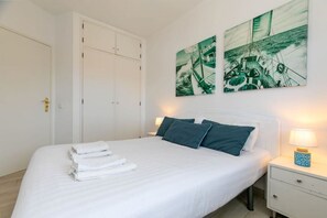 Iron/ironing board, WiFi, bed sheets - Bela Vista Burgau - Rooftop (Burgau)