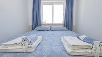 Ferros/tábuas de passar roupa, Wi-Fi, roupa de cama