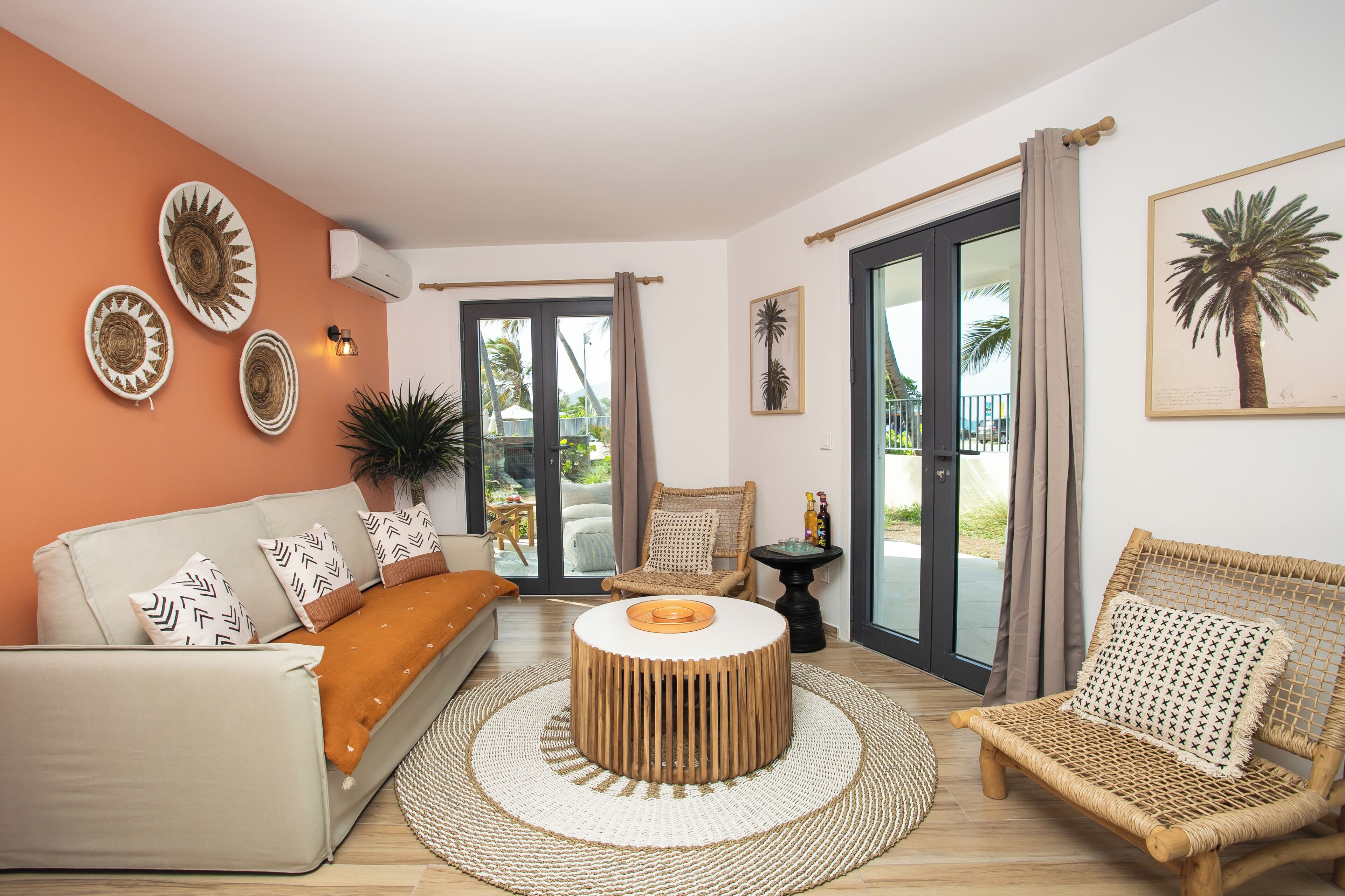 Fernseher, Stereoanlage