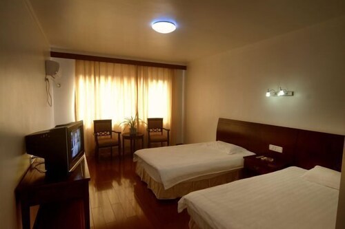 Shenweilou Hotel