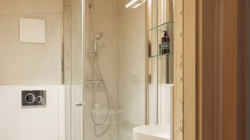 Condo panorámico | Baño | Regadera, secadora de cabello, toallas, jabón