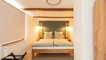 3 Schlafzimmer, Reisekinderbett, kostenloses WLAN, Bettwäsche