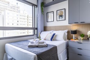 Traditional Apartment | 1 bedroom, desk, blackout drapes, free WiFi - Next to Nubank Parque - Vacancy - Pool (São Paulo)