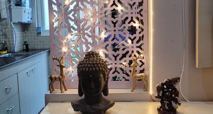 A Serene Homestay With River and Mountains View