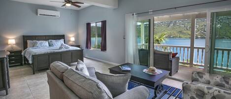 3 dormitoris, planxa i posts de planxar i un bressol de viatge