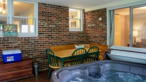 Exterior - Huge Manor w/ Indoor Hot Tub and Pool Table (Bloomington)