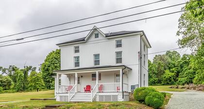 6 Bedroom 4 Bathroom 1870 Farmhouse. Right next to Great Wolf & Hollywood Casino