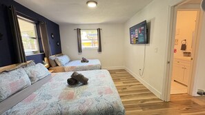 3 chambres, fer et planche à repasser, Wi-Fi gratuit