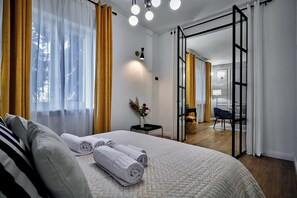 2 sovrum, skrivbord, strykjärn/strykbräda och wi-fi